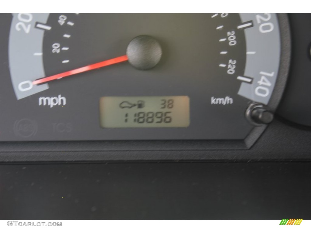 2003 Elantra GT Hatchback - Chianti Red / Dark Gray photo #13