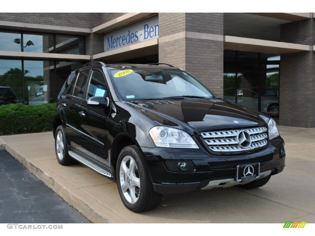 Black Mercedes-Benz ML