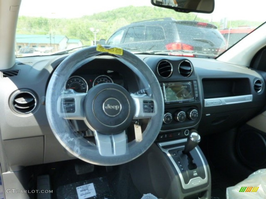 2014 Compass Limited 4x4 - True Blue Pearl / Dark Slate Gray/Light Pebble photo #12