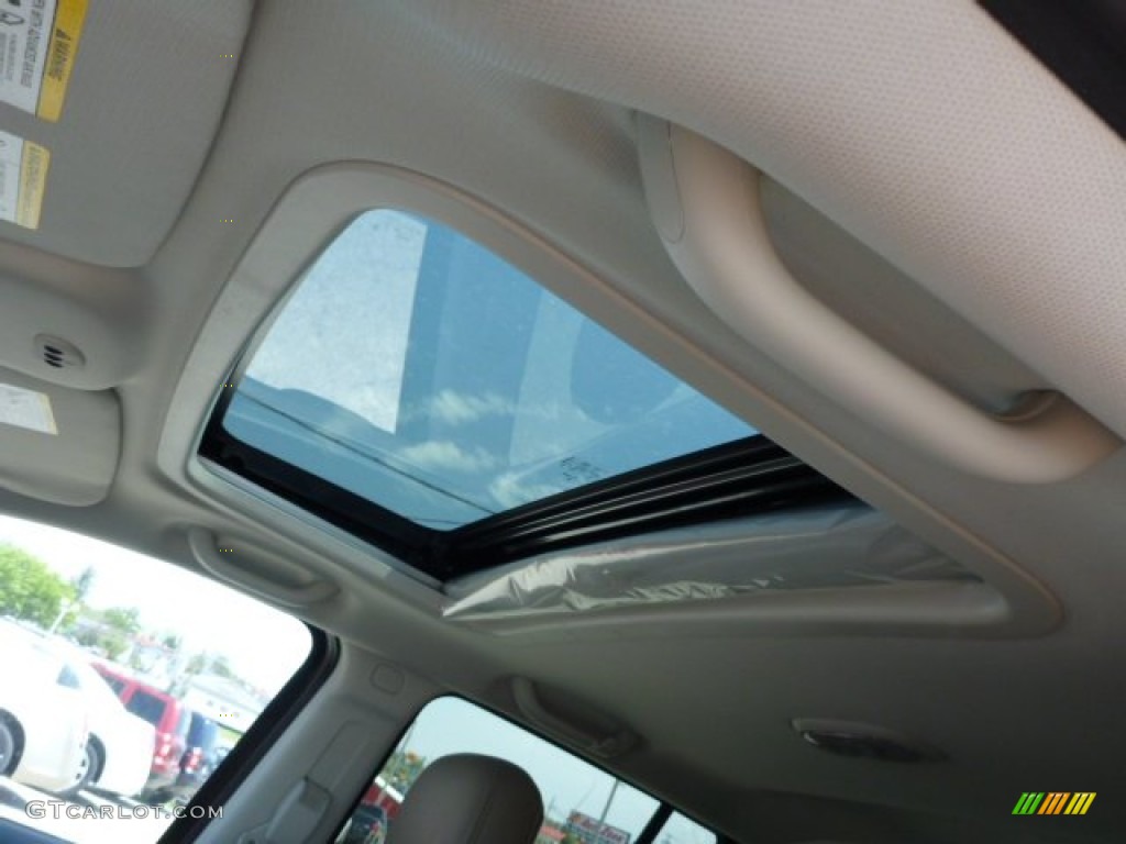 2014 Compass Limited 4x4 - True Blue Pearl / Dark Slate Gray/Light Pebble photo #17