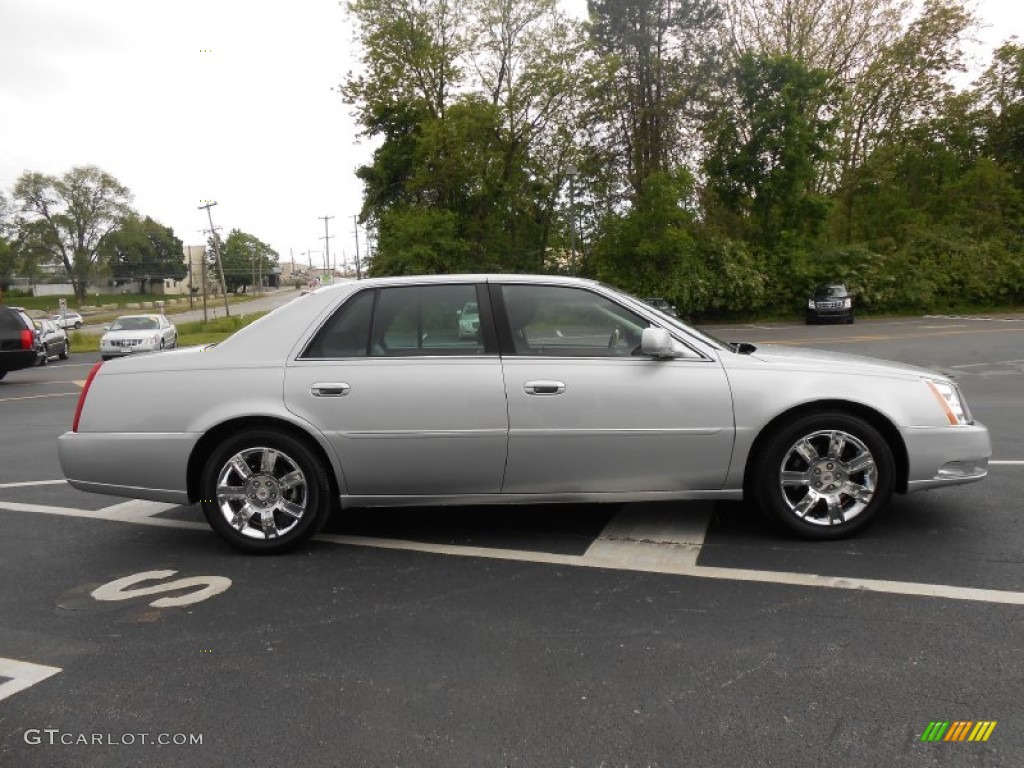 Radiant Silver Metallic 2011 Cadillac DTS Platinum Exterior Photo #81103976