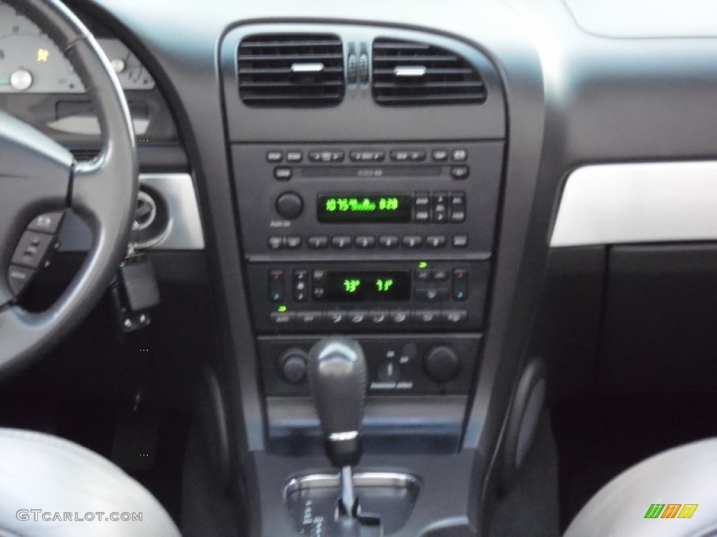 2002 Ford Thunderbird Premium Roadster Controls Photo #81104251