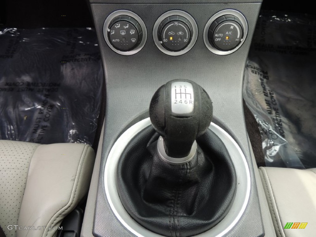 2003 350Z Touring Coupe - Chrome Silver / Frost photo #16