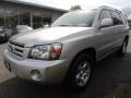 2004 Millenium Silver Metallic Toyota Highlander I4  photo #3