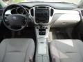 2004 Toyota Highlander Ash Interior Dashboard Photo