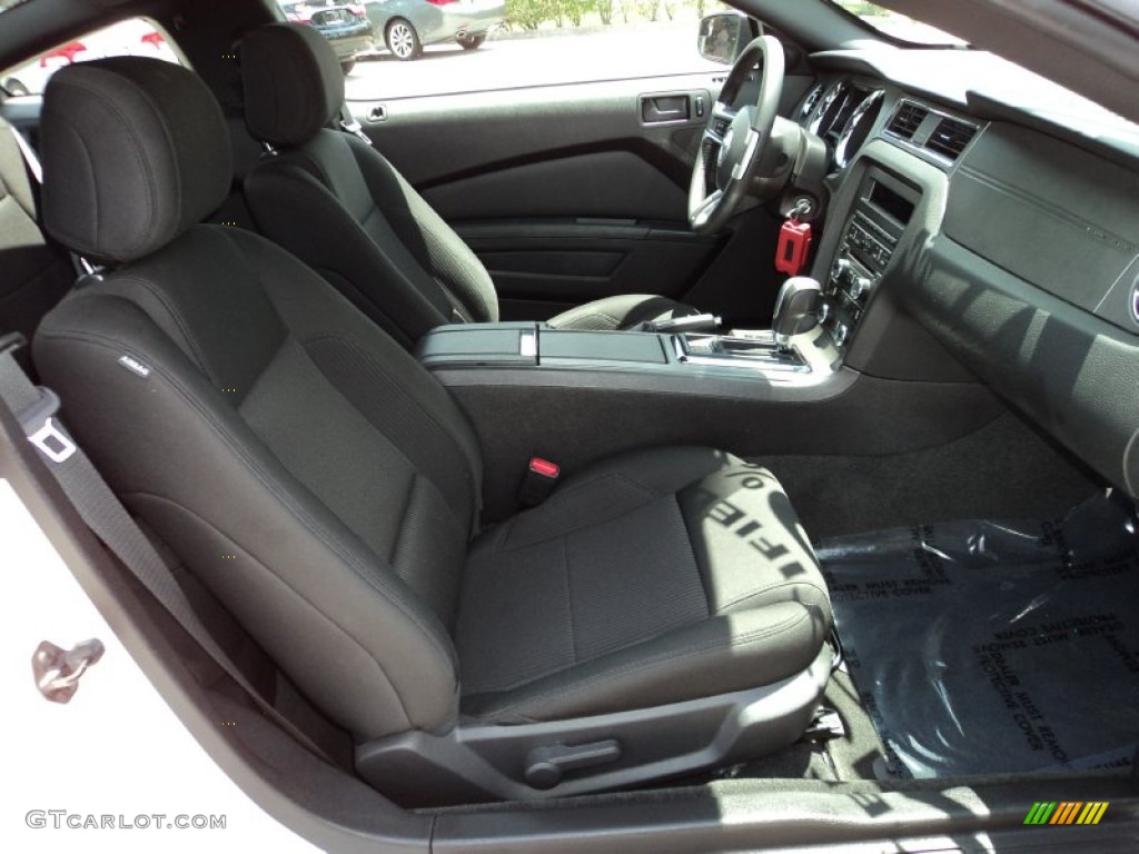 Charcoal Black Interior 2013 Ford Mustang V6 Coupe Photo #81108173