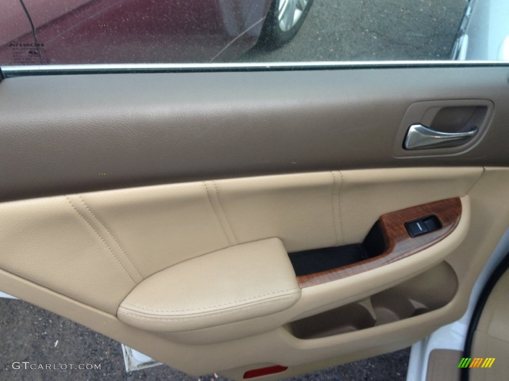 2007 Accord EX-L V6 Sedan - Taffeta White / Ivory photo #14