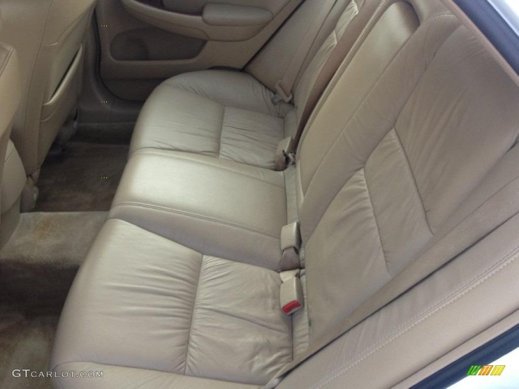 2007 Accord EX-L V6 Sedan - Taffeta White / Ivory photo #15