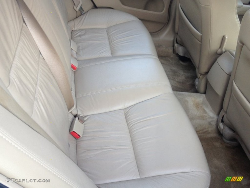 2007 Accord EX-L V6 Sedan - Taffeta White / Ivory photo #19