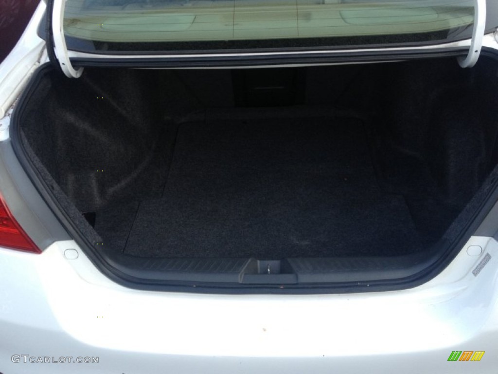 2007 Accord EX-L V6 Sedan - Taffeta White / Ivory photo #23