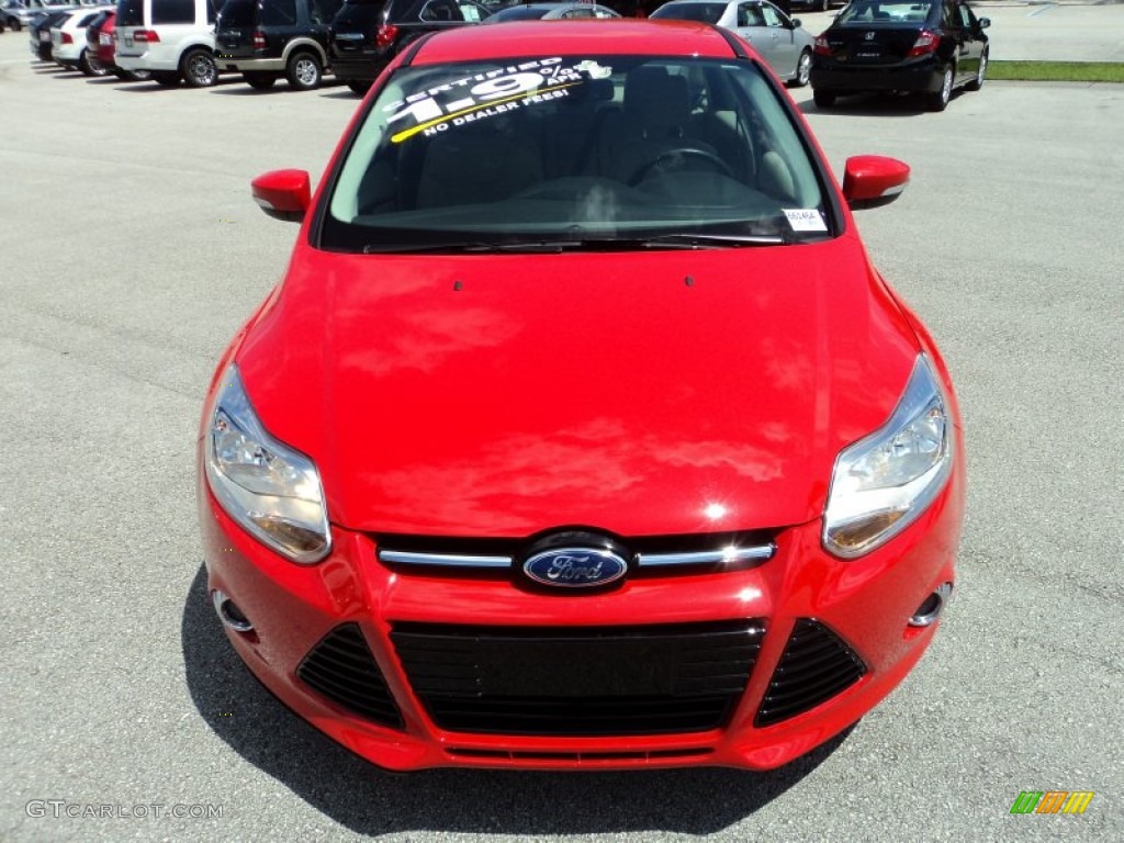 2012 Focus SEL Sedan - Race Red / Stone photo #16