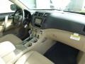 Blizzard White Pearl - Highlander SE 4WD Photo No. 10