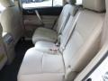 Blizzard White Pearl - Highlander SE 4WD Photo No. 14