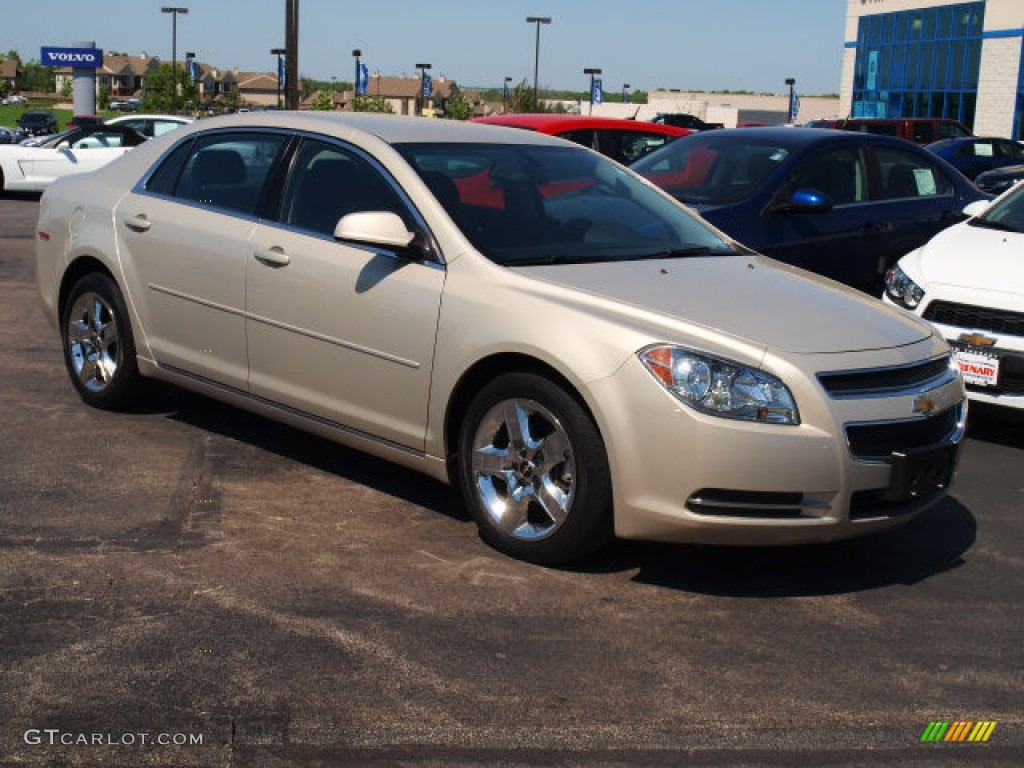 2010 Malibu LT Sedan - Gold Mist Metallic / Ebony photo #2