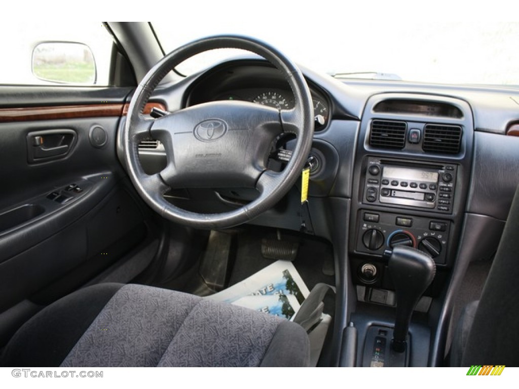 2001 Solara SE V6 Coupe - White Diamond Pearl / Charcoal photo #12