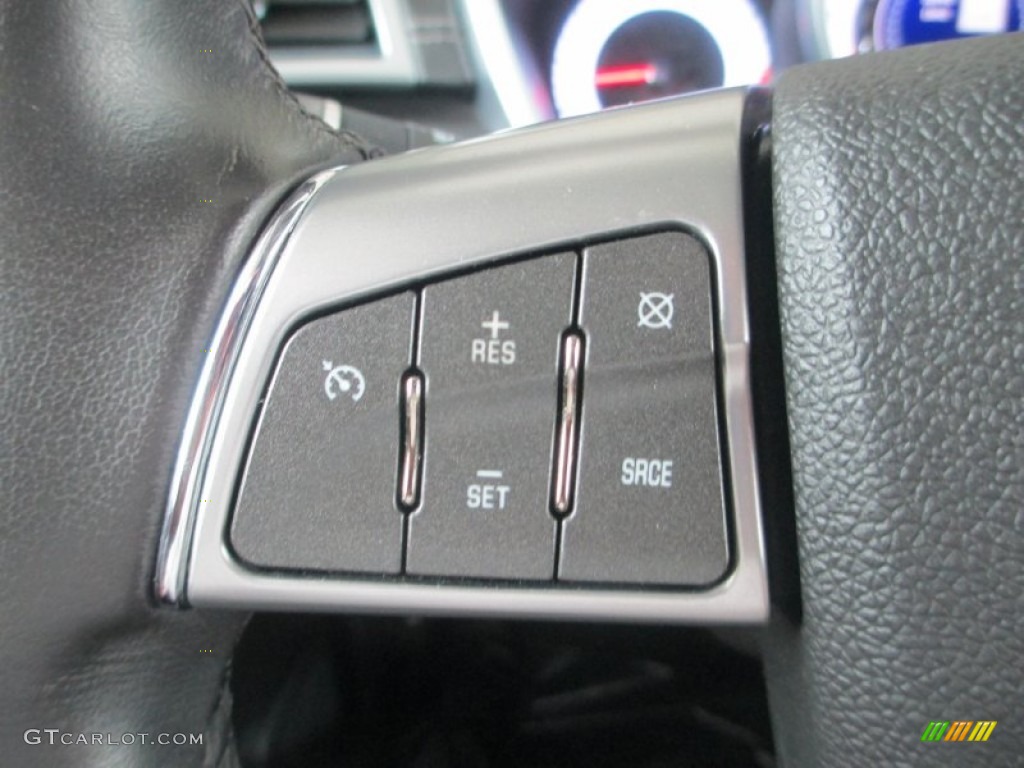 2010 Cadillac SRX V6 Controls Photo #81114052