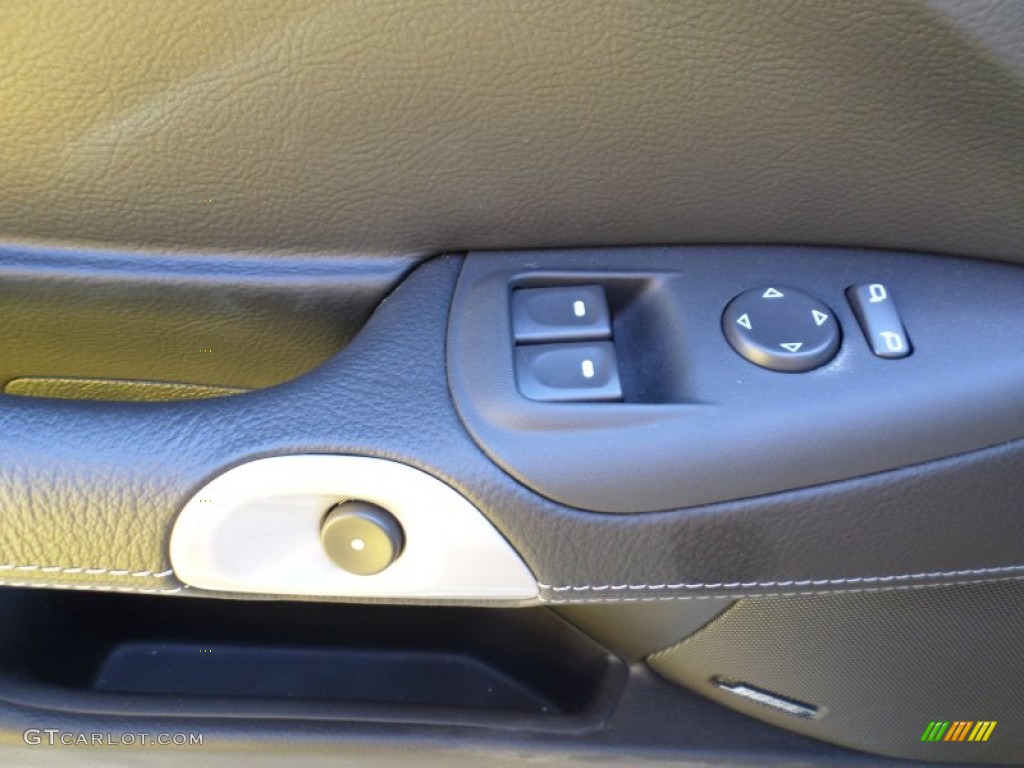 2012 Chevrolet Corvette Grand Sport Coupe Controls Photo #81115300