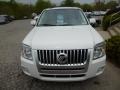 White Suede - Mariner V6 Premier 4WD Photo No. 3