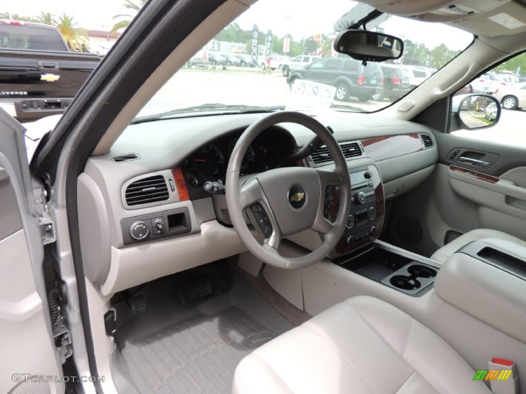 2012 Chevrolet Suburban LT Interior Color Photos