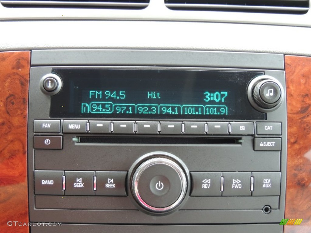 2012 Chevrolet Suburban LT Audio System Photo #81116426