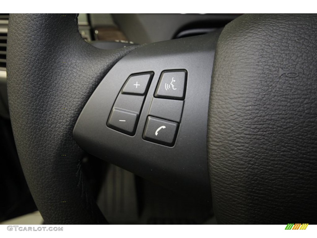 2011 BMW X5 xDrive 50i Controls Photo #81118358