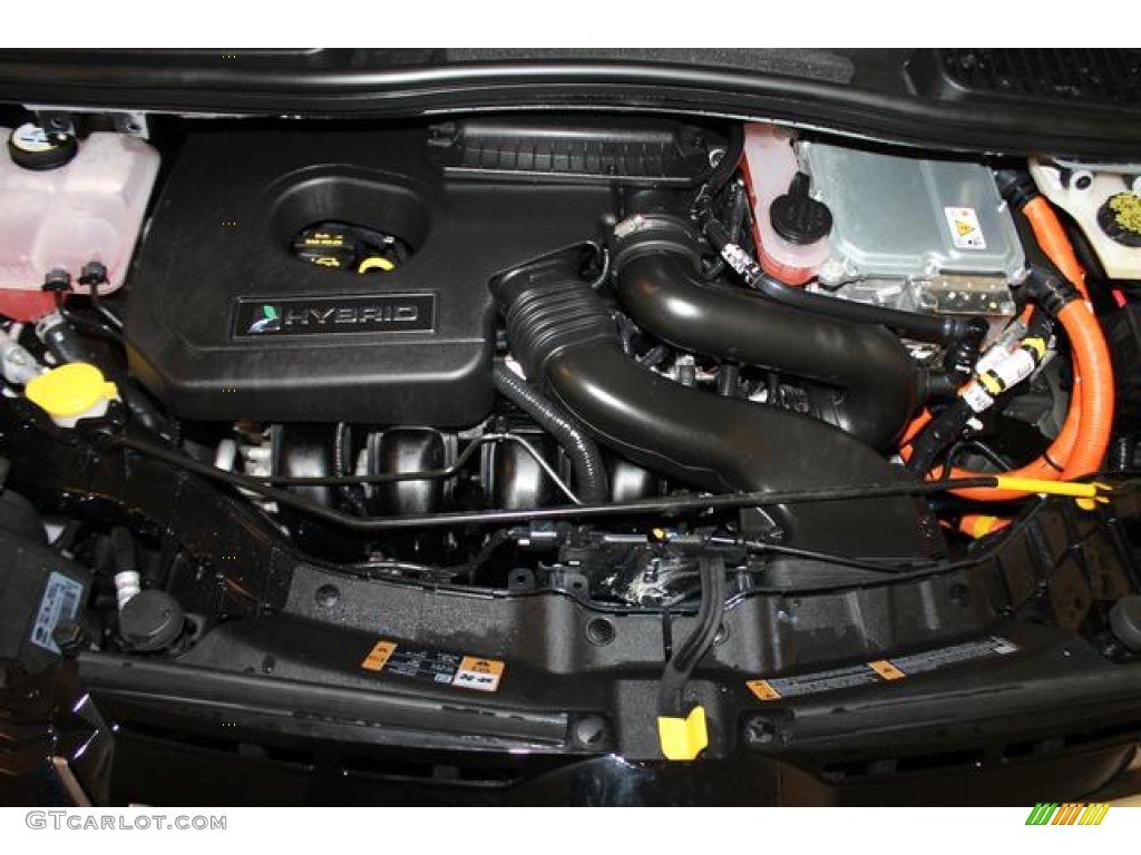 2013 Ford C-Max Hybrid SEL Engine Photos