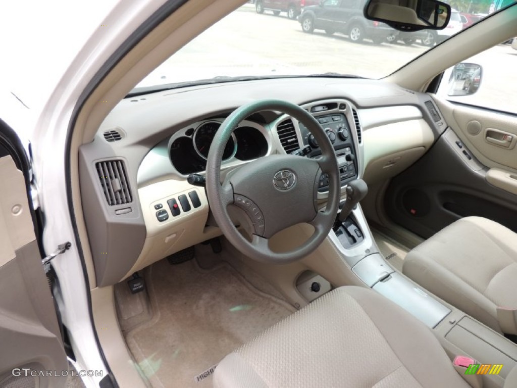 2004 Highlander V6 - Super White / Ivory photo #12