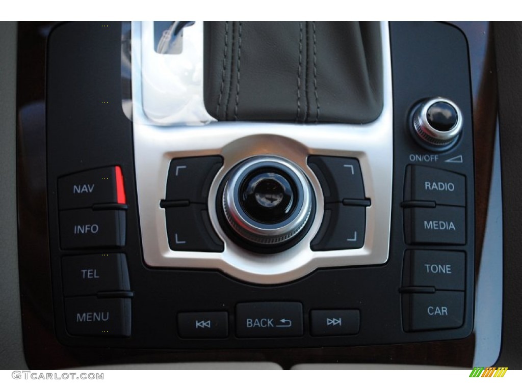 2013 Audi Q7 3.0 TFSI quattro Controls Photo #81122231