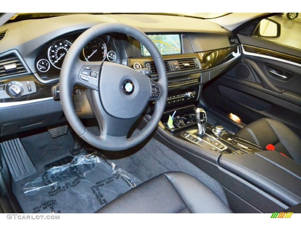 Black Interior 2013 BMW 5 Series 528i Sedan Photo #81125186