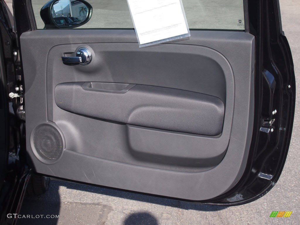 2012 Fiat 500 Pop Tessuto Grigio/Nero (Grey/Black) Door Panel Photo #81125393