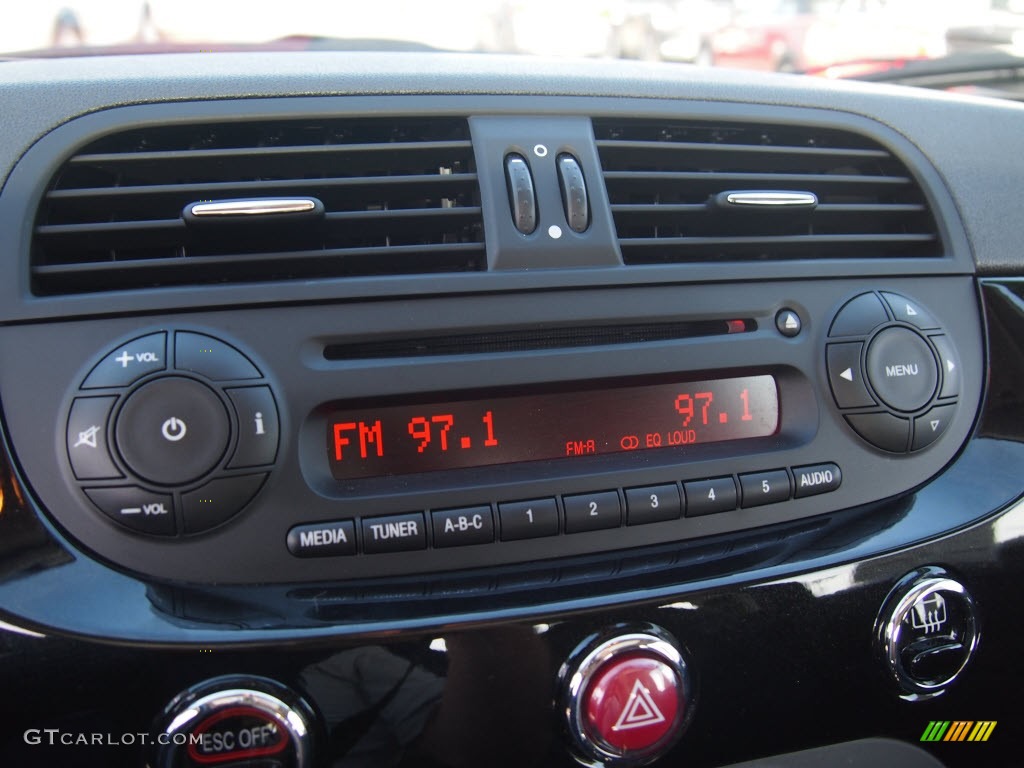 2012 Fiat 500 Pop Audio System Photo #81125516