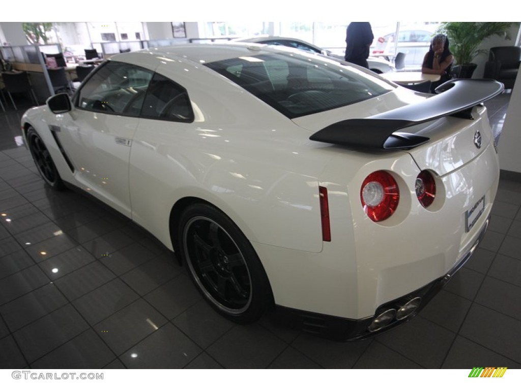 Pearl White 2013 Nissan GT-R Black Edition Exterior Photo #81125918