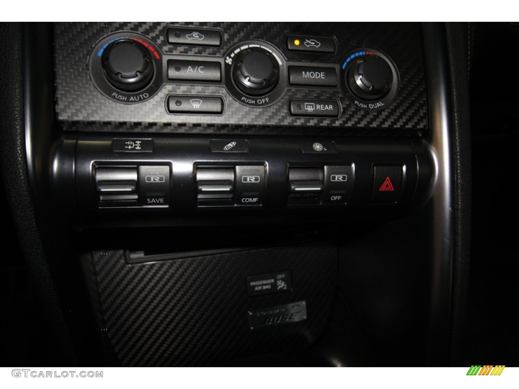 2013 Nissan GT-R Black Edition Controls Photo #81125969