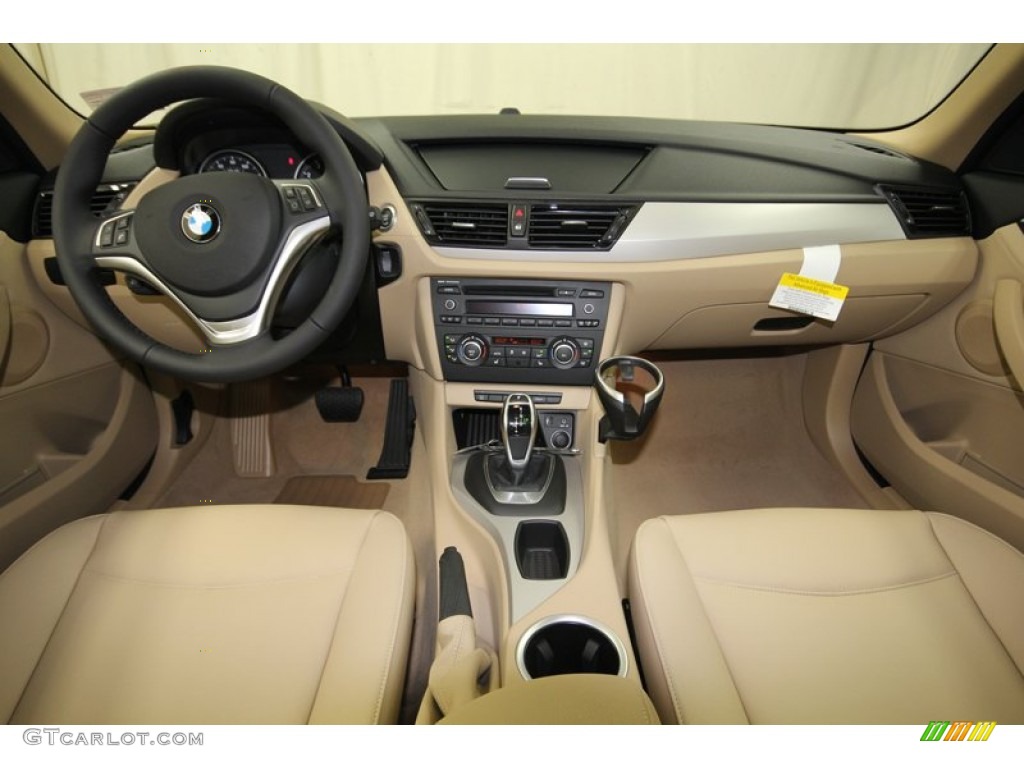 2014 BMW X1 sDrive28i Sand Beige Dashboard Photo #81126281