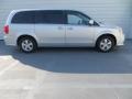 Bright Silver Metallic - Grand Caravan Crew Photo No. 3