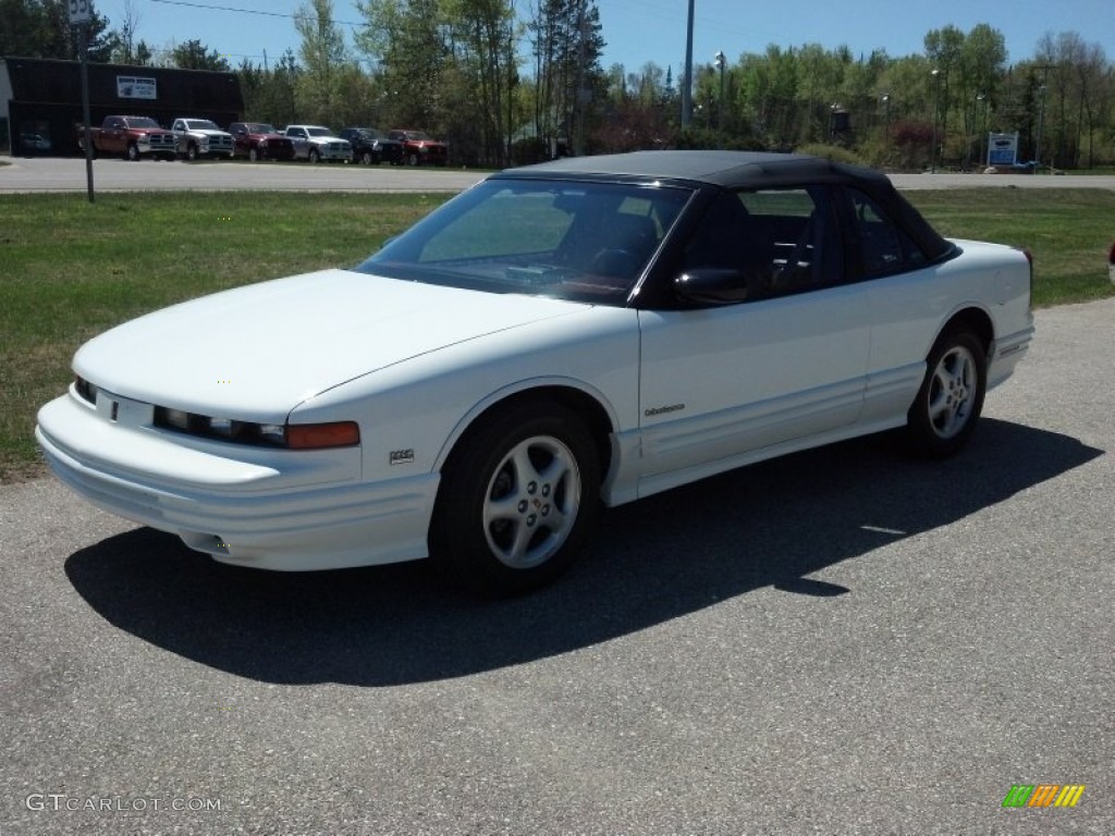 1994 Cutlass Supreme Convertible - Bright White / Burgundy photo #6