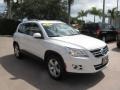 Candy White - Tiguan Wolfsburg Edition Photo No. 7