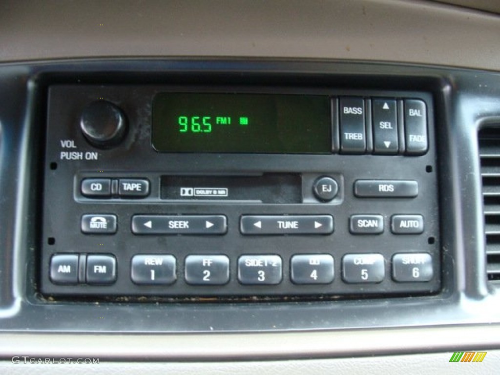 2000 Mercury Grand Marquis LS Audio System Photo #81129102