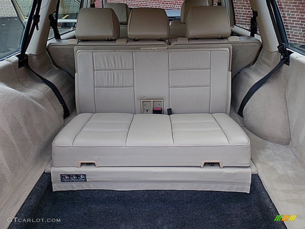 1992 Mercedes-Benz E Class 300 TE 4Matic Wagon Rear Seat Photo #81129666