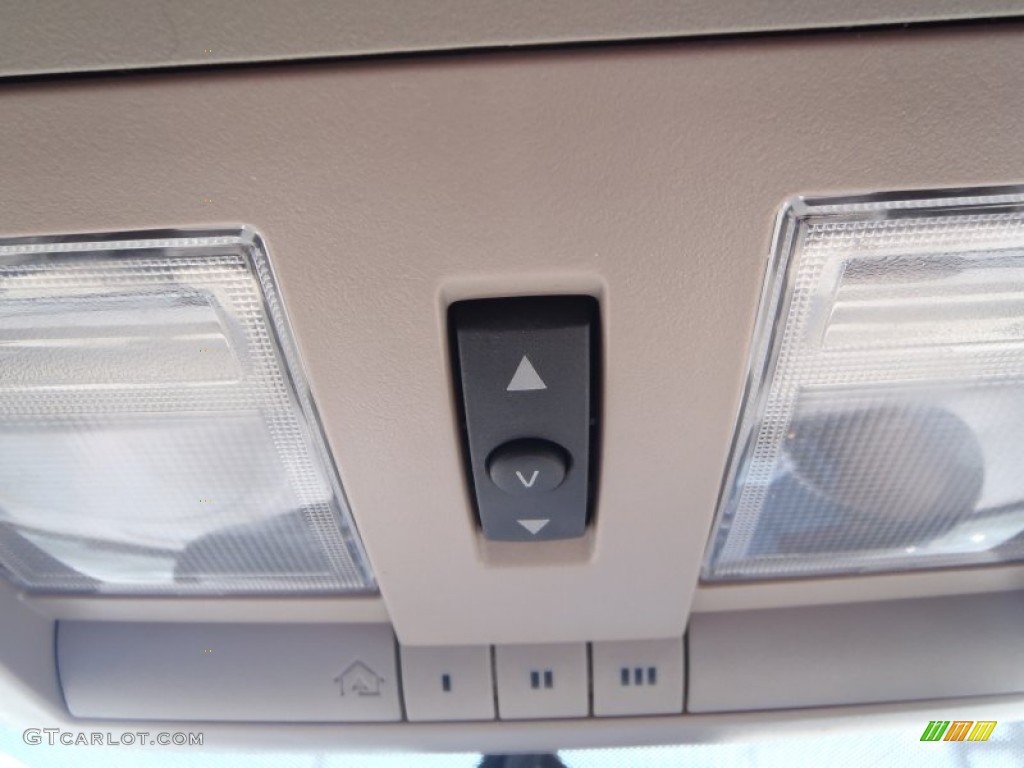 2005 Grand Cherokee Limited 4x4 - Deep Beryl Green Pearl / Dark Khaki/Light Graystone photo #24