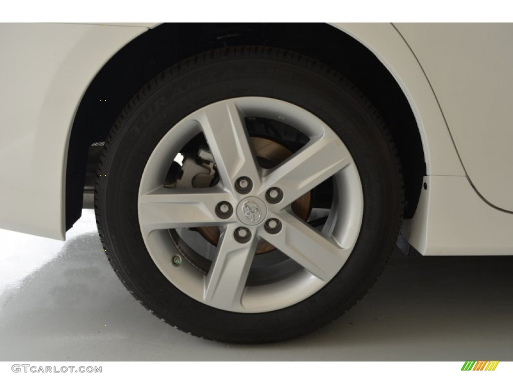 2013 Camry SE - Super White / Black photo #9
