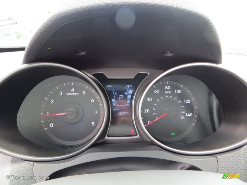 2013 Hyundai Veloster Standard Veloster Model Gauges Photo #81132426