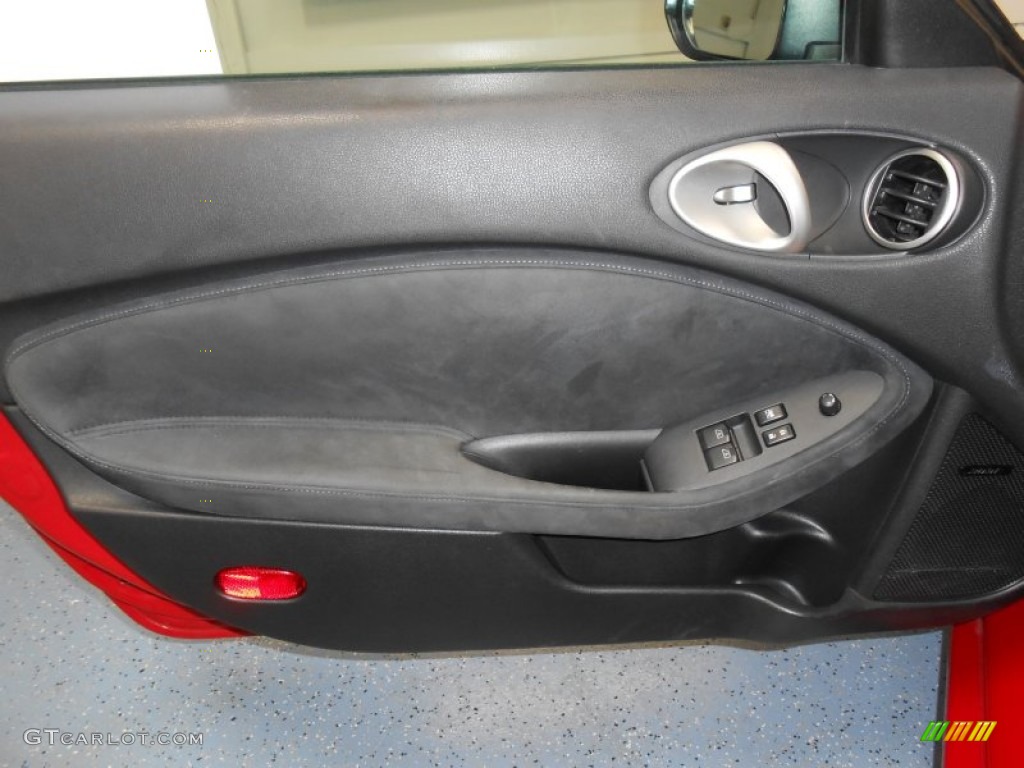 2009 Nissan 370Z Sport Touring Coupe Black Leather Door Panel Photo #81132530