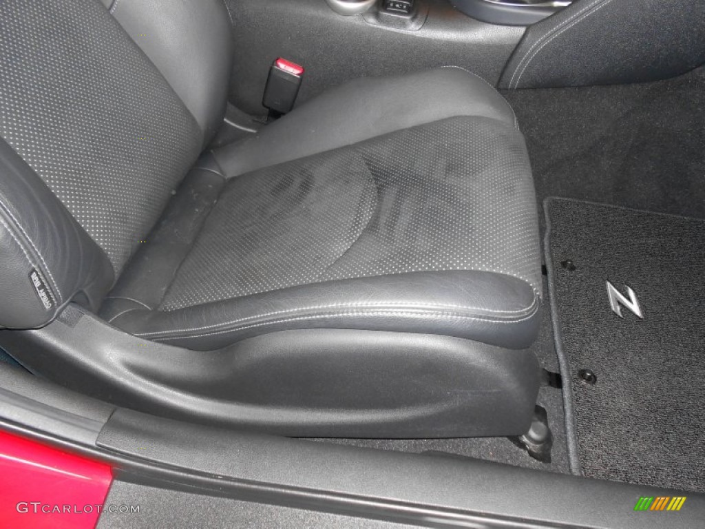 Black Leather Interior 2009 Nissan 370Z Sport Touring Coupe Photo #81132578