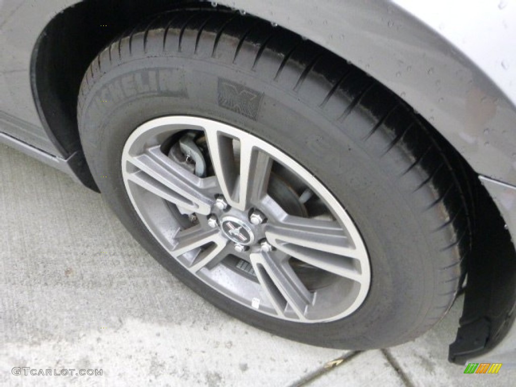 2013 Ford Mustang V6 Premium Convertible Wheel Photos