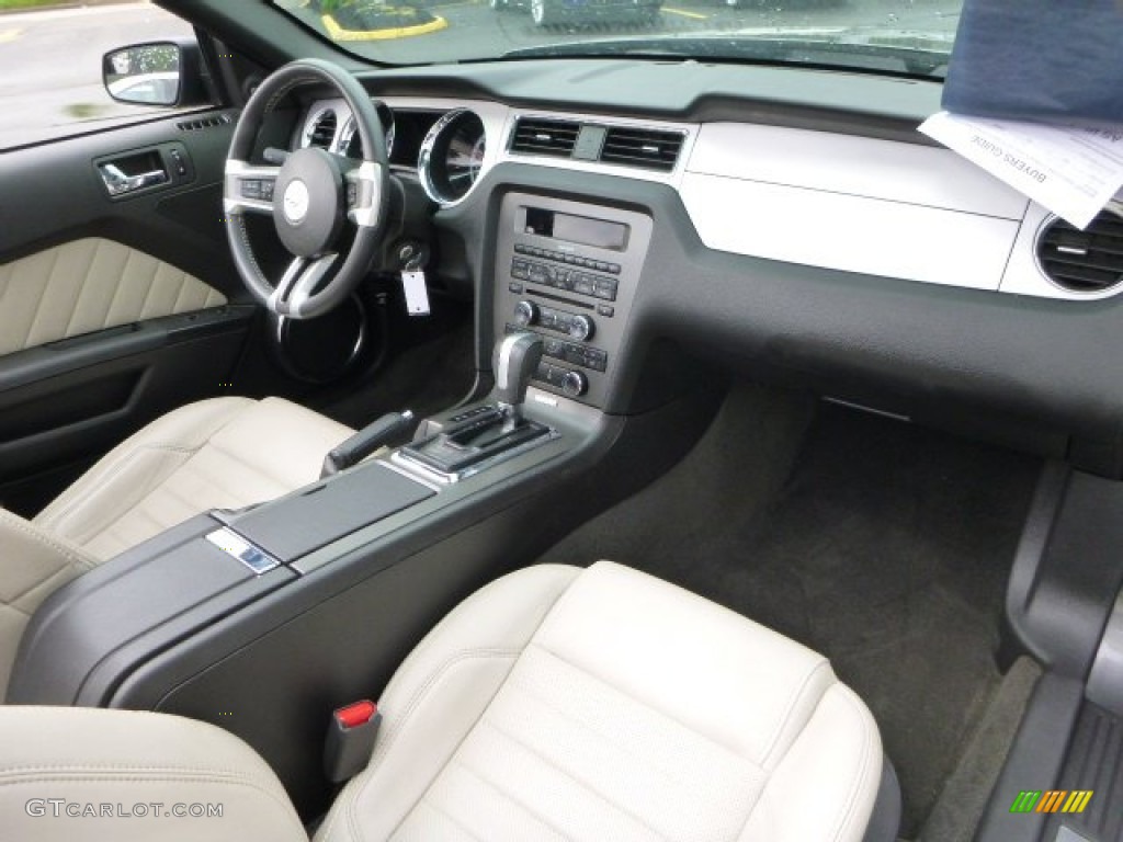 2013 Ford Mustang V6 Premium Convertible Stone Dashboard Photo #81133246