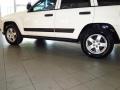 Stone White - Grand Cherokee Laredo Photo No. 6
