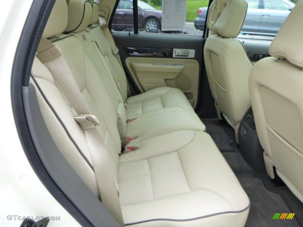 2008 Lincoln MKX AWD Rear Seat Photo #81135316