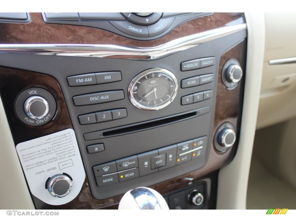 2013 QX 56 - Moonlight White / Wheat photo #35