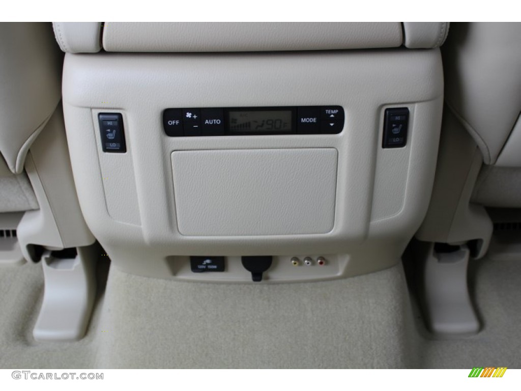 2013 QX 56 - Moonlight White / Wheat photo #43